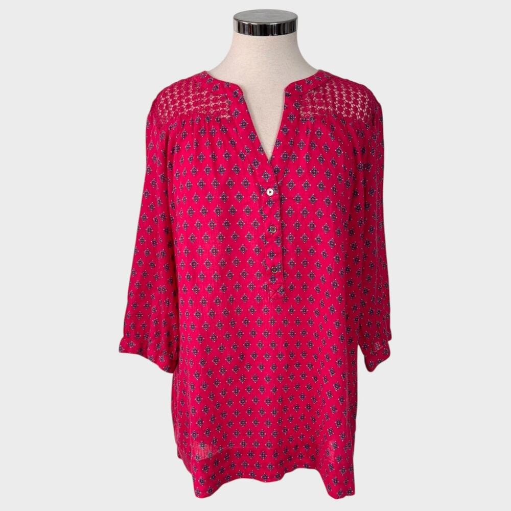 Tommy Hilfiger XL Pink Patterned Blouse 3/4 Sleeve Split V Neck - Picture 2 of 11